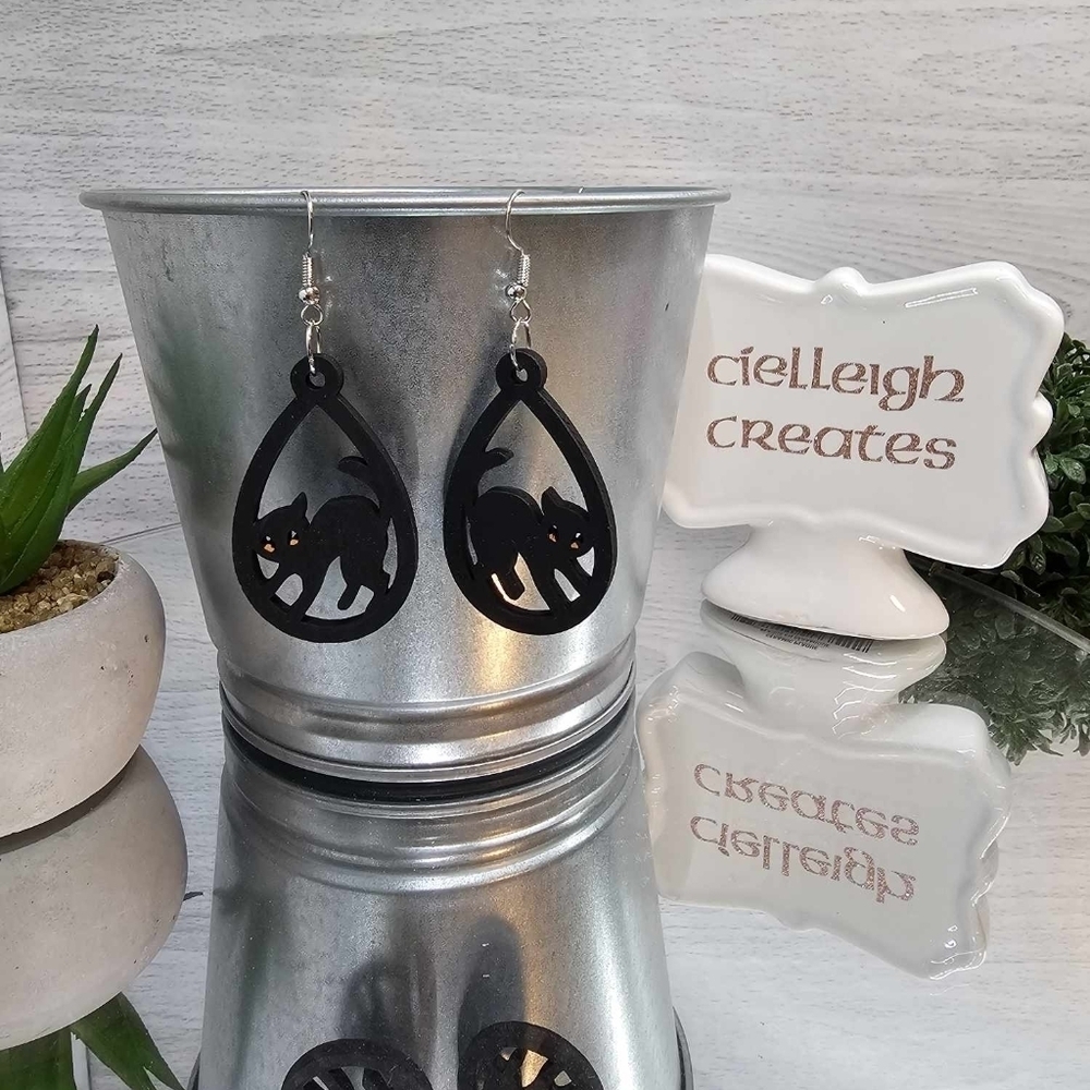 💥4 for $25💥 Halloween Earrings - black cats